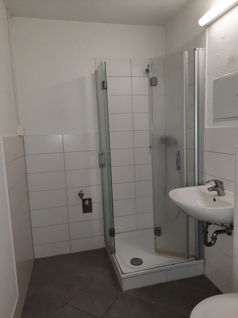 2 Zimmer mit Aufzug ab Dezember - Foto 2
