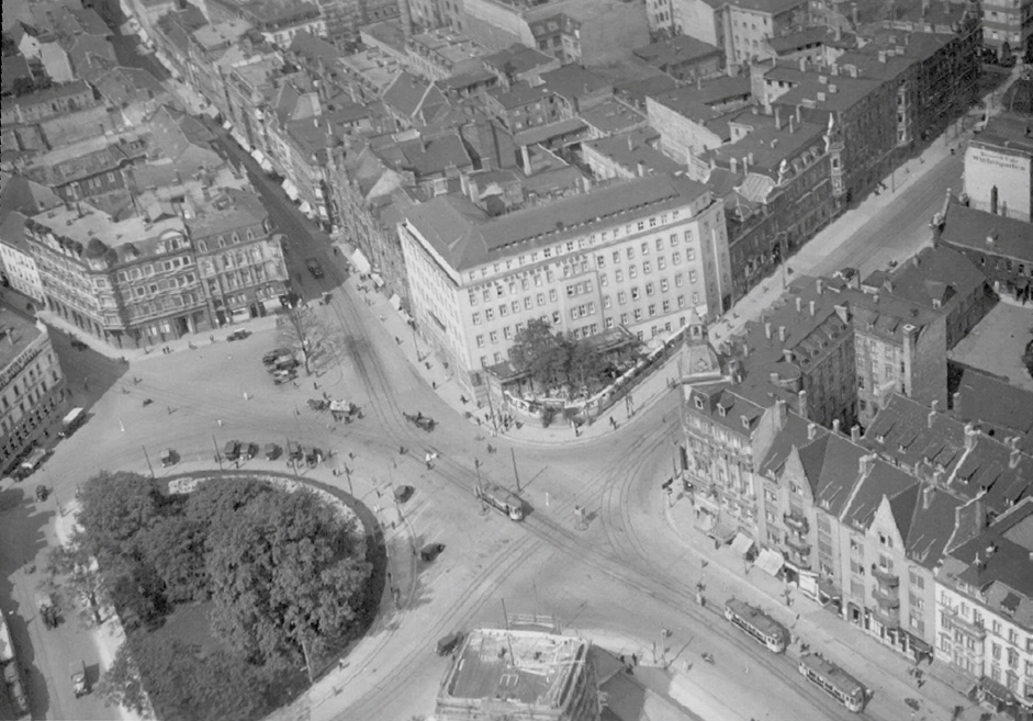 Luftbildaufnahme des Riebeckplatzes aus den 1930er Jahren